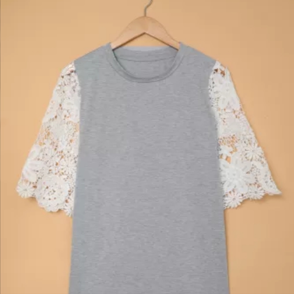 🥳New lace sleeve tunic top - Picture 11 of 13